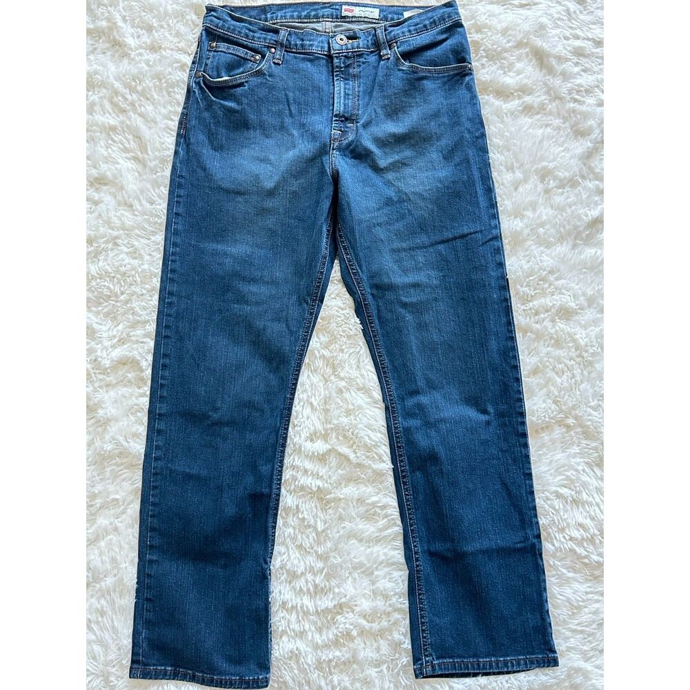 Wrangler Mens Premium Quality Regular Straight Leg Medium Wash Denim Jeans
